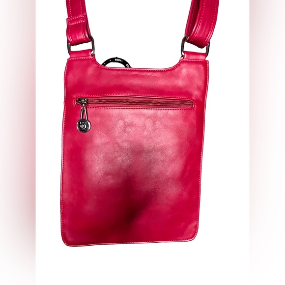 S-Q Flat Crossbody Bag - Picture 5 of 7